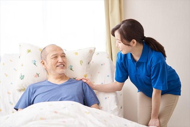 写真:【事例】介護用ベッドの利用で起きるのが楽になったT様