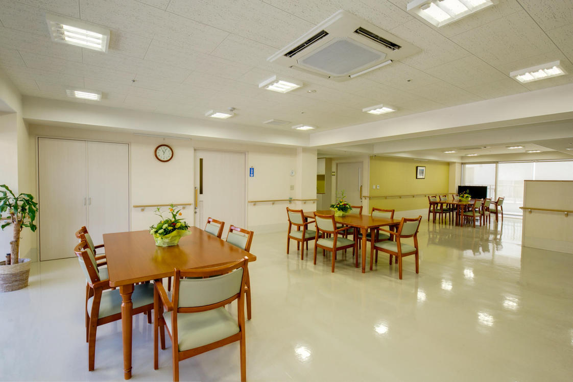 写真:老人ホームの種類について《 介護保険が適用される施設 》